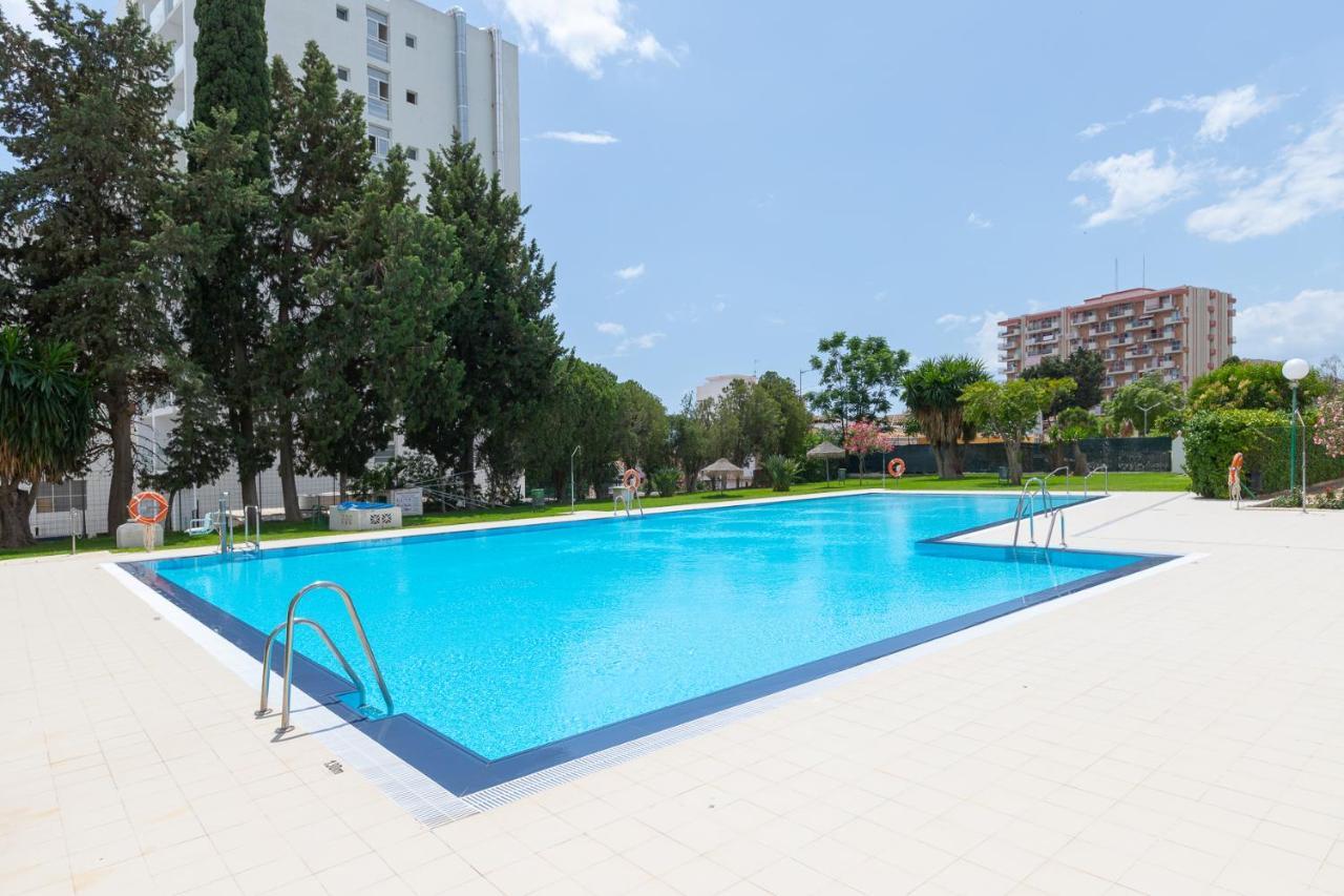 Apartamento Los Abedules Benalmadena Luaran gambar